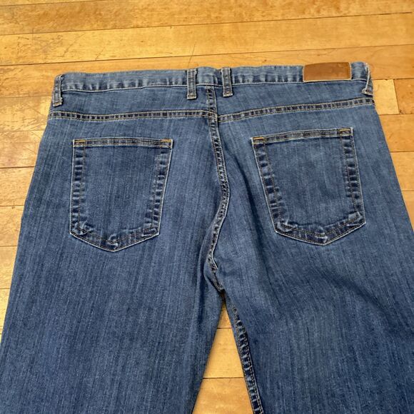 Dearborn Denim & Apparel Men’s Jeans Size 40 Medium Wash Straight Leg - Picture 11 of 13